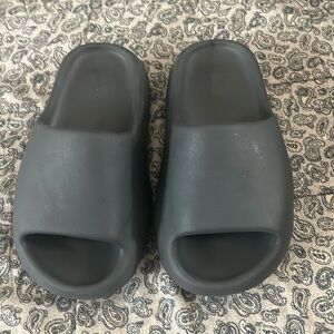 Adidas Yeezy Slide State Marine